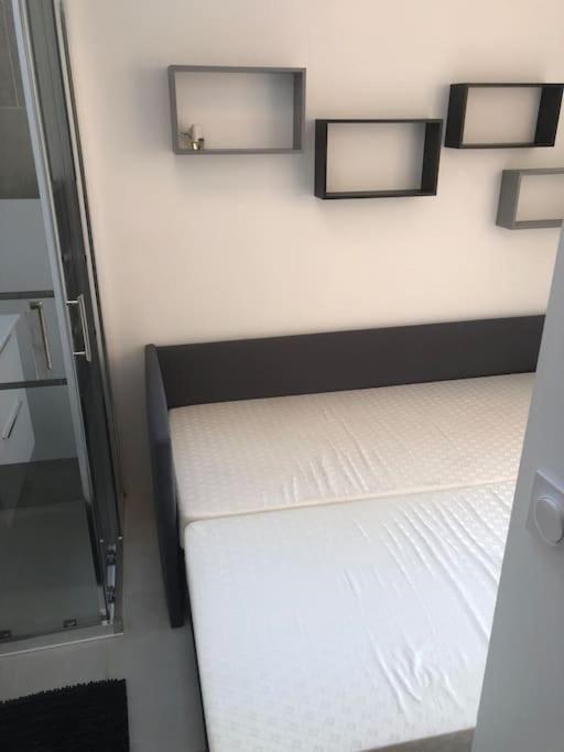 Pavillon 3 Chambres Avec Veranda Et Climatisation. Sorède Εξωτερικό φωτογραφία